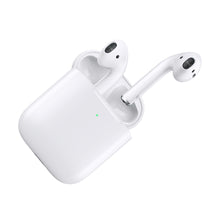 AirPods with Wireless Charging Case